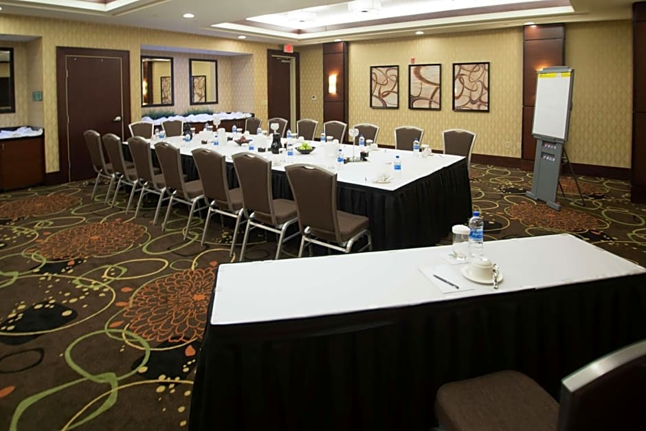 Embassy Suites By Hilton Fayetteville Fort Bragg