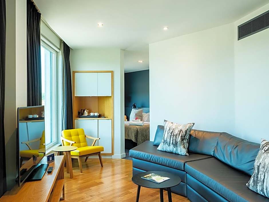 Apex City of Bath Hotel