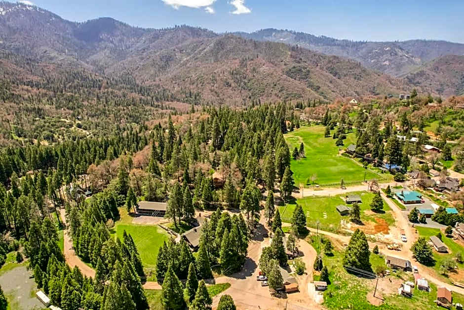 Camp Nelson Lodge Room 2