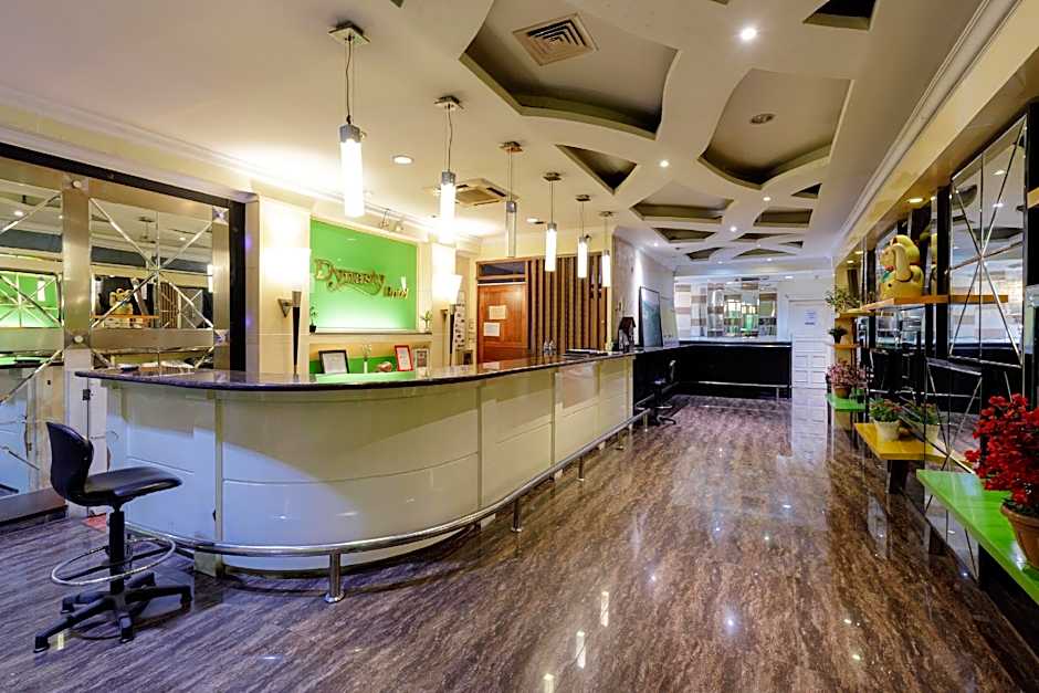 RedDoorz Plus near Simpang Tiga Tritayasa Cilegon