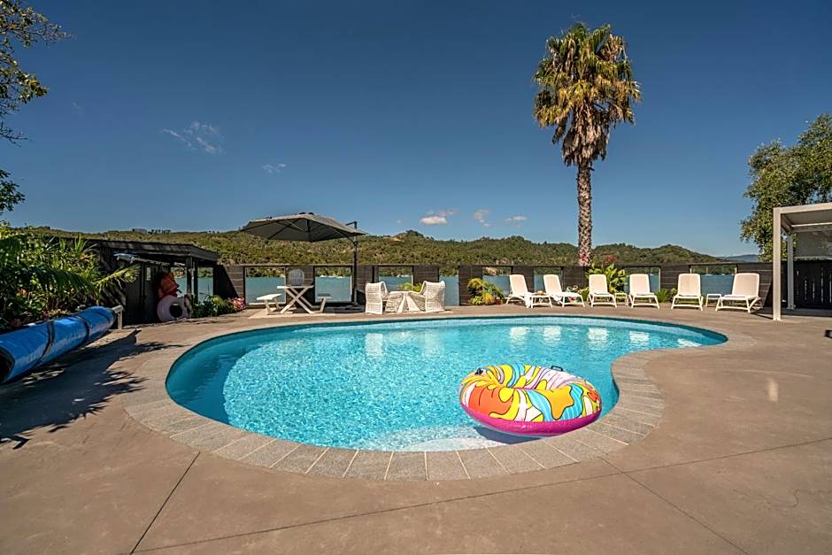 Oceans 88 Whitianga Coastal Suites