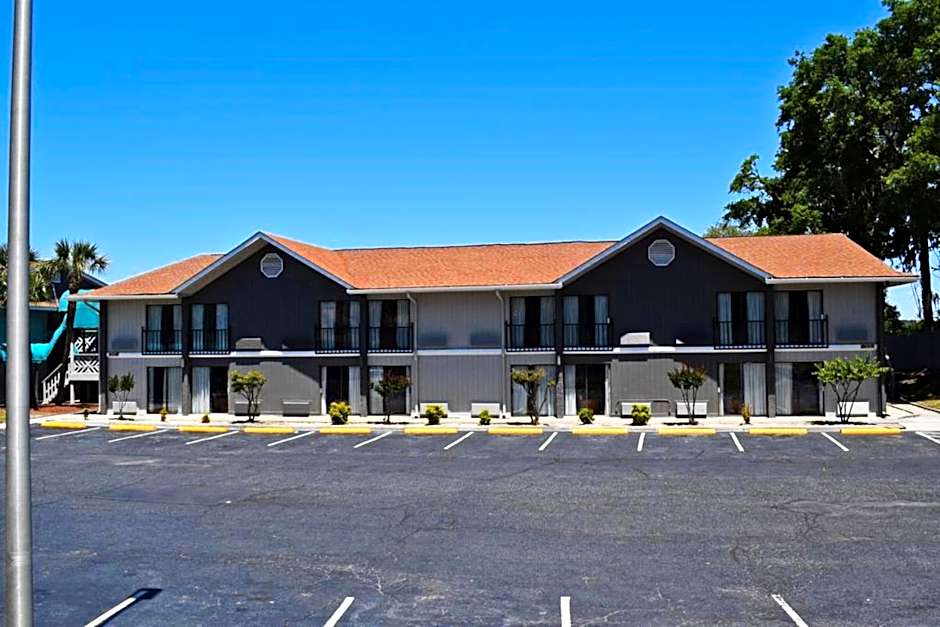 Howard Johnson by Wyndham Beaufort/Parris Island