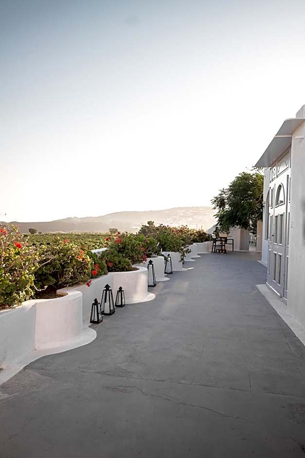 Villa Iliovasilema Santorini