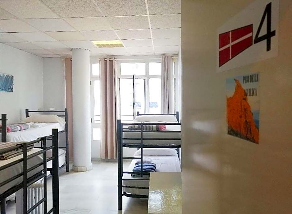 Albergue Club Náutico de Águilas