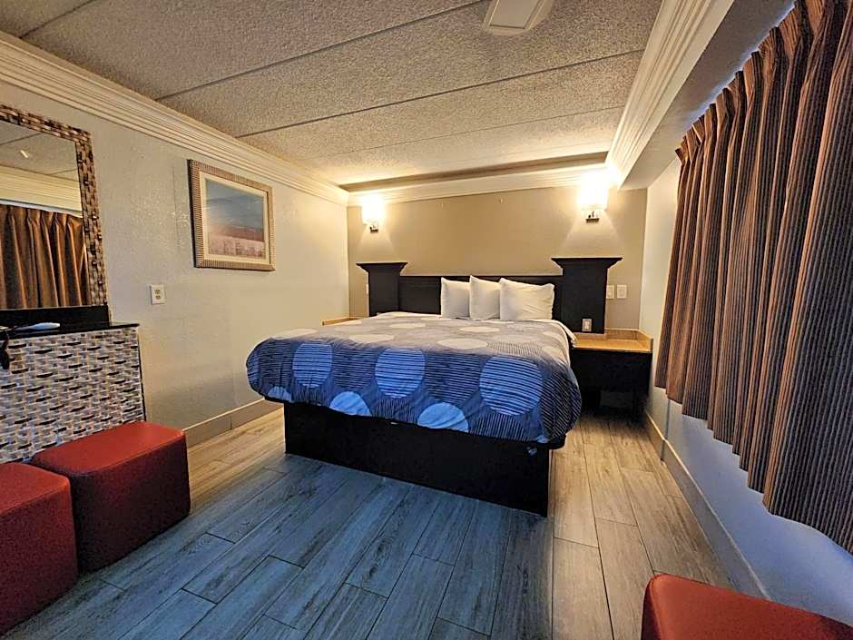 Americas Best Value Inn & Suites Little Rock at Scott Hamilton D