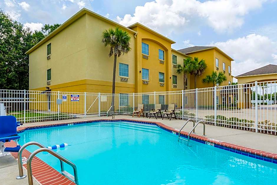 Comfort Inn & Suites Scott-West Lafayette