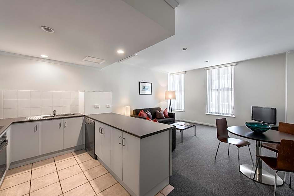 Franklin Apartments