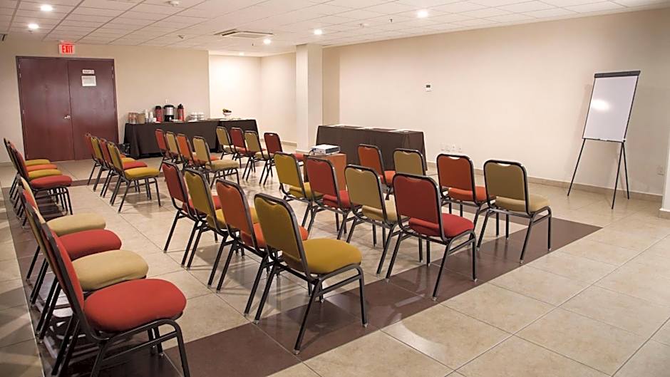 Staybridge Suites Queretaro By IHG