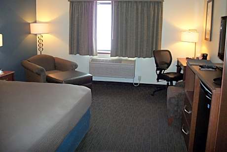 Standard King Room - Non-Smoking