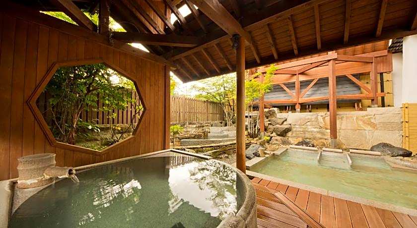 Kusatsu Onsen Hotel Village