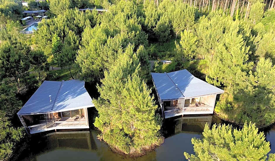 Les Échasses Golf & Surf Eco Lodge