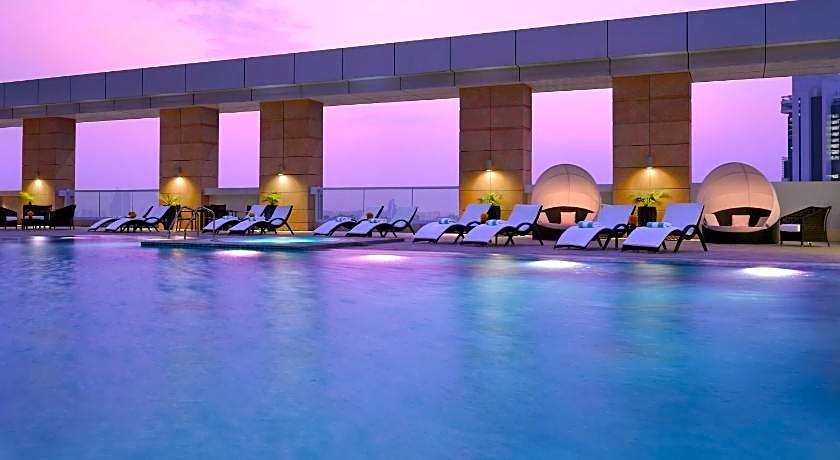 Dusit Thani Abu Dhabi Hotel