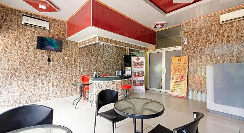 My home2 Mall Ciputra Cibubur RedPartner