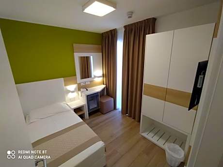 Superior Single Room