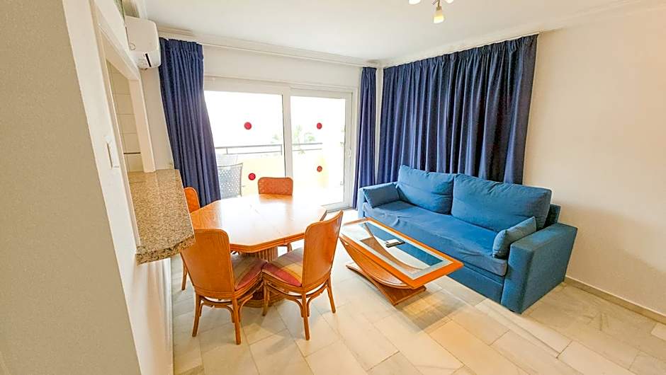 Casinomar Apartments Pool, Garden & Private Terrace
