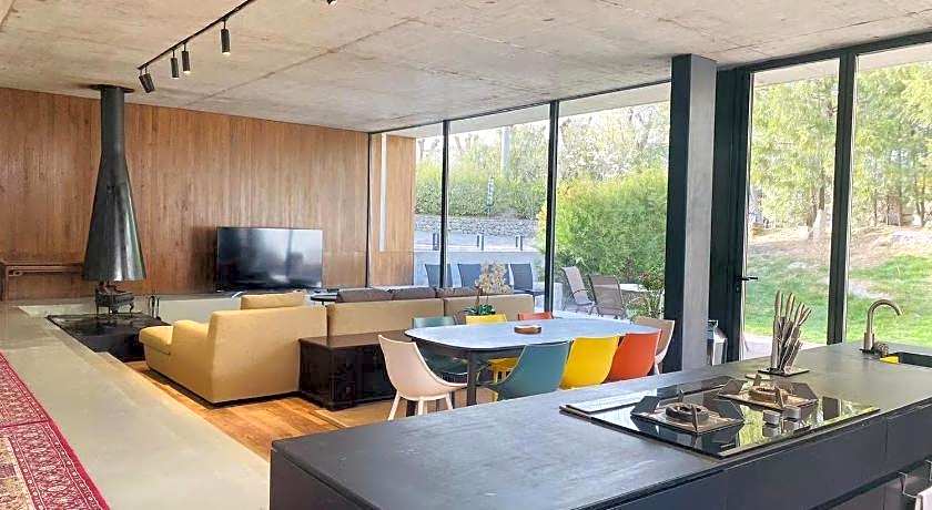 Brickyard Retreat at Mutianyu Great Wall