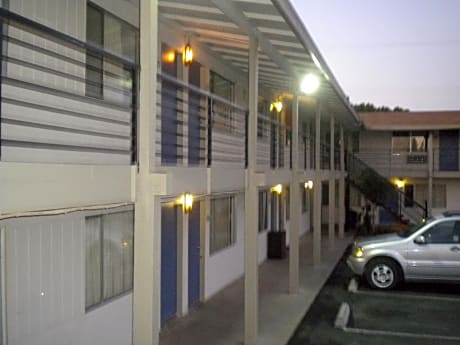 Wasco Inn