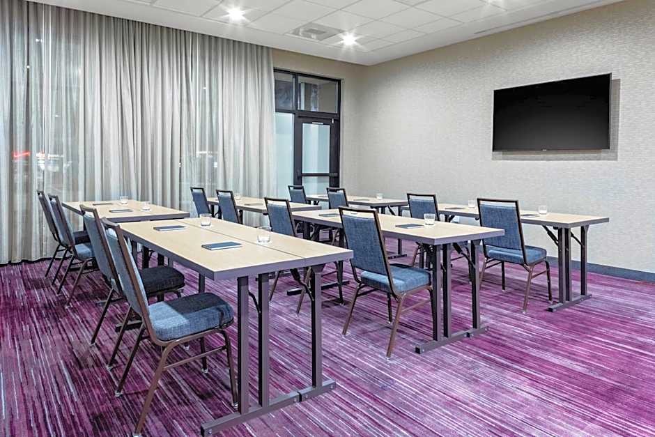 Courtyard by Marriott East Lansing Okemos