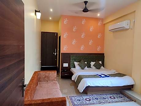 Hotel Shivalay Palace Maheshwar