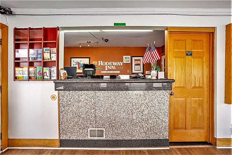 Rodeway Inn Grand Haven