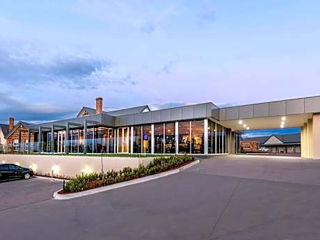 Mercure Goulburn