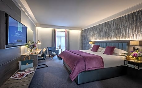 Classic Single Room, 1 Queen Bed