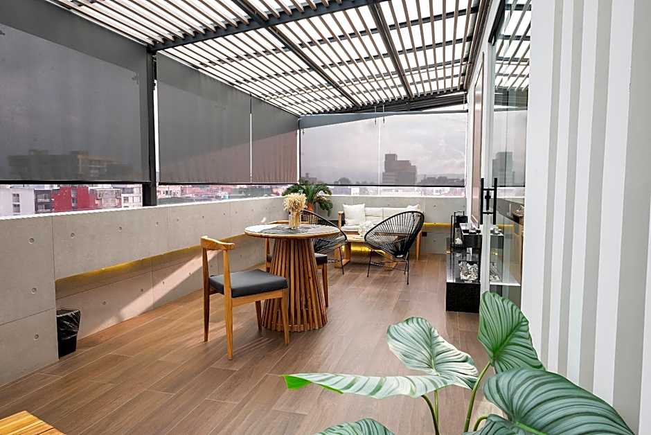 Hotel Black Tower Premium