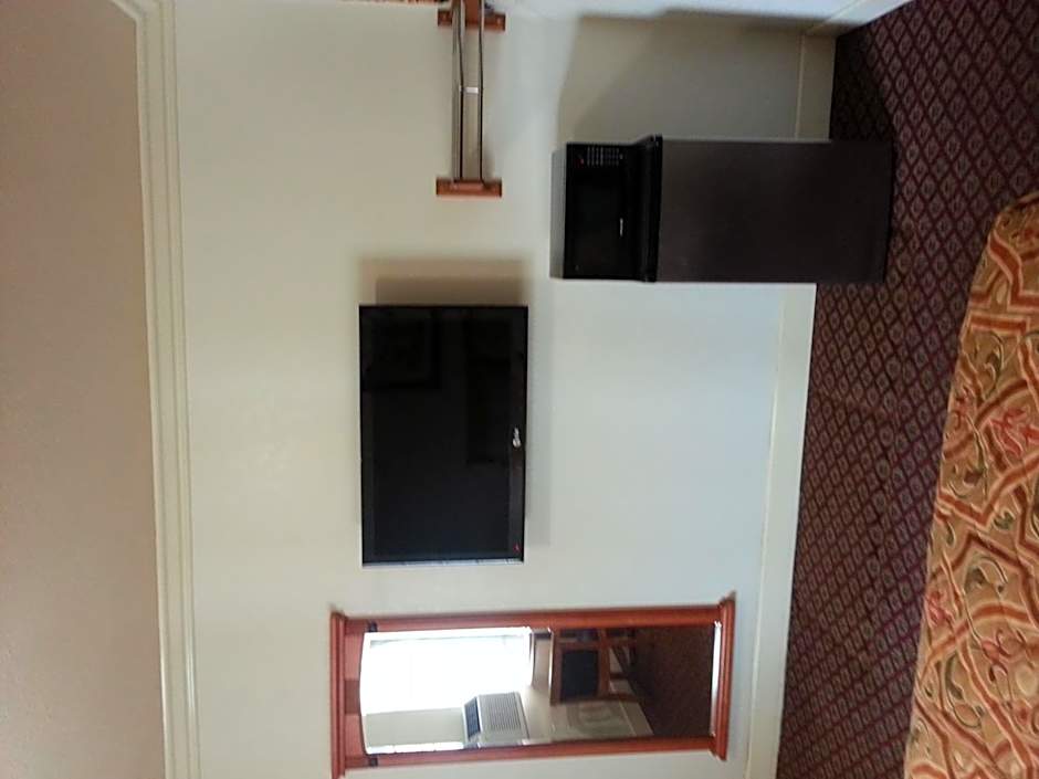 Walls Motel Long Beach