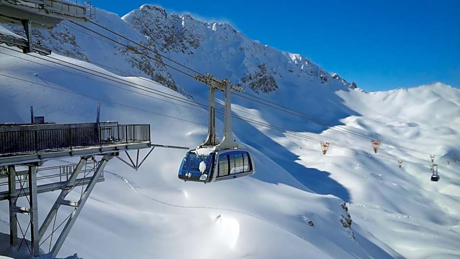 AROSA ALPINE CLUB - Adults only