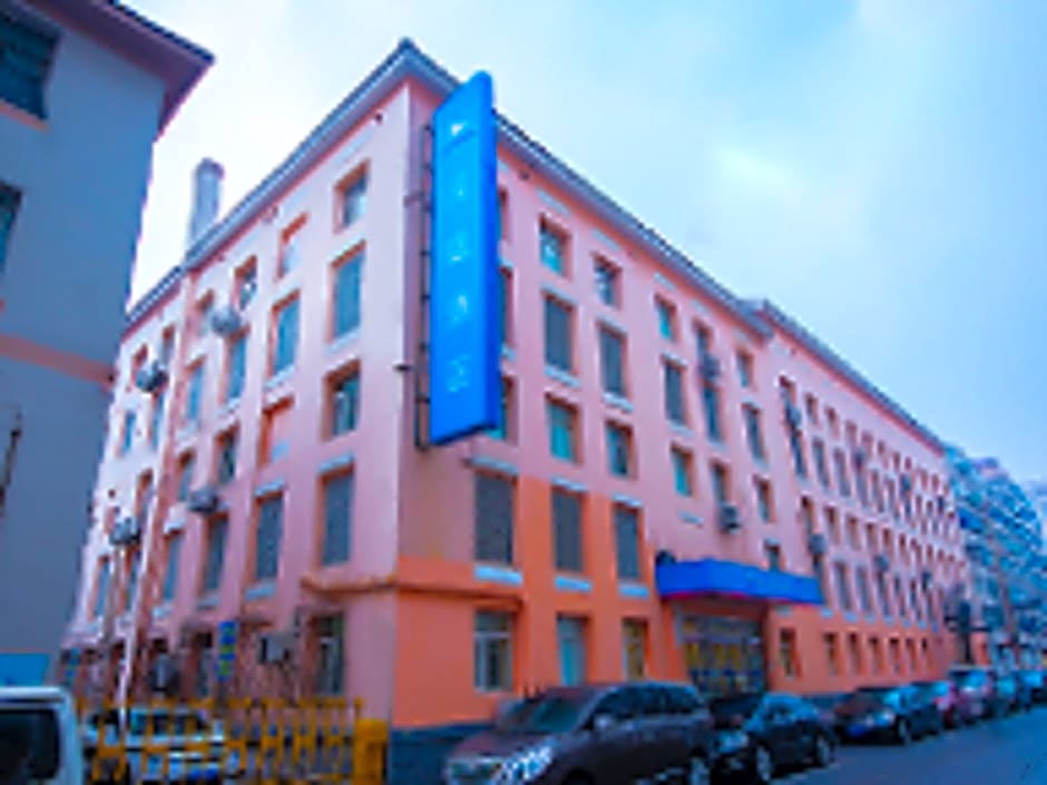 Hanting Express Shenyang Zhongshan Square