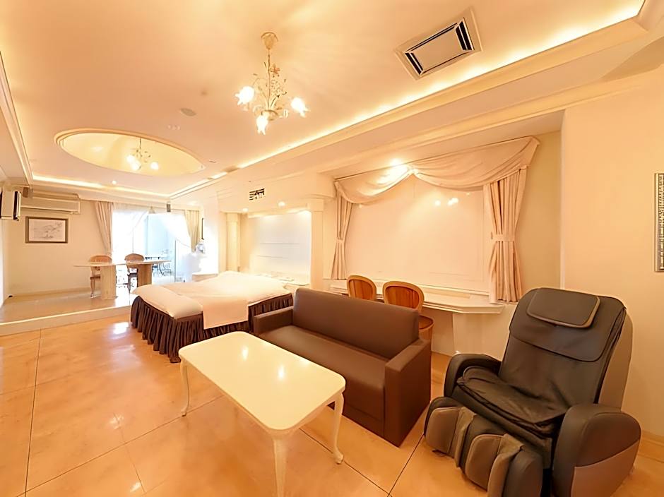Hotel Fine Garden Toyonaka Osaka International Airport Free Parking - Adult Only