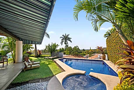 4BR House in Santa Fe Golf Club with Wifi and Pool