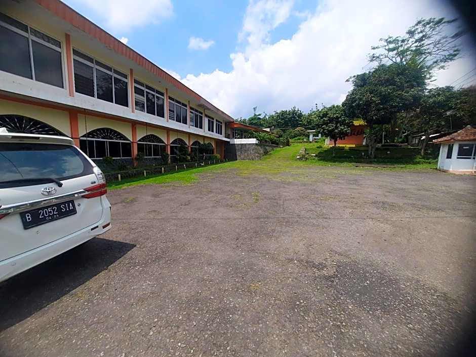 Capital O 93733 Hotel Linggarjati Kuningan