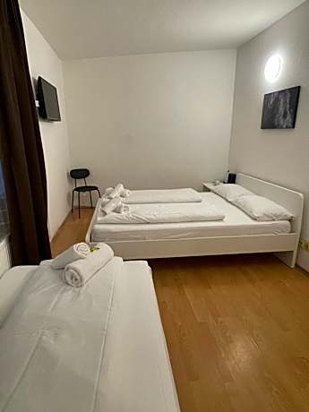 Comfort Triple Room