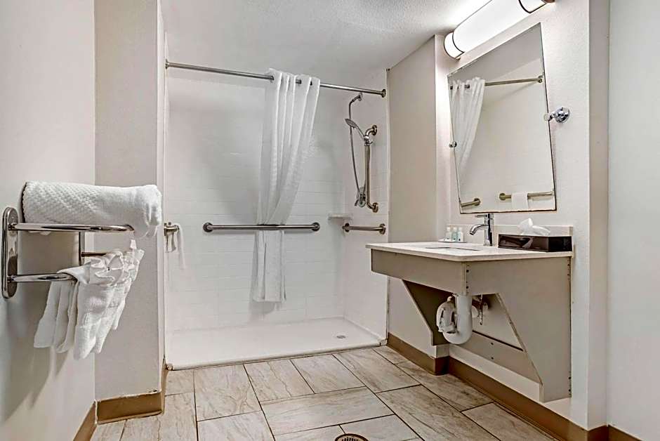 Quality Inn Panama City North