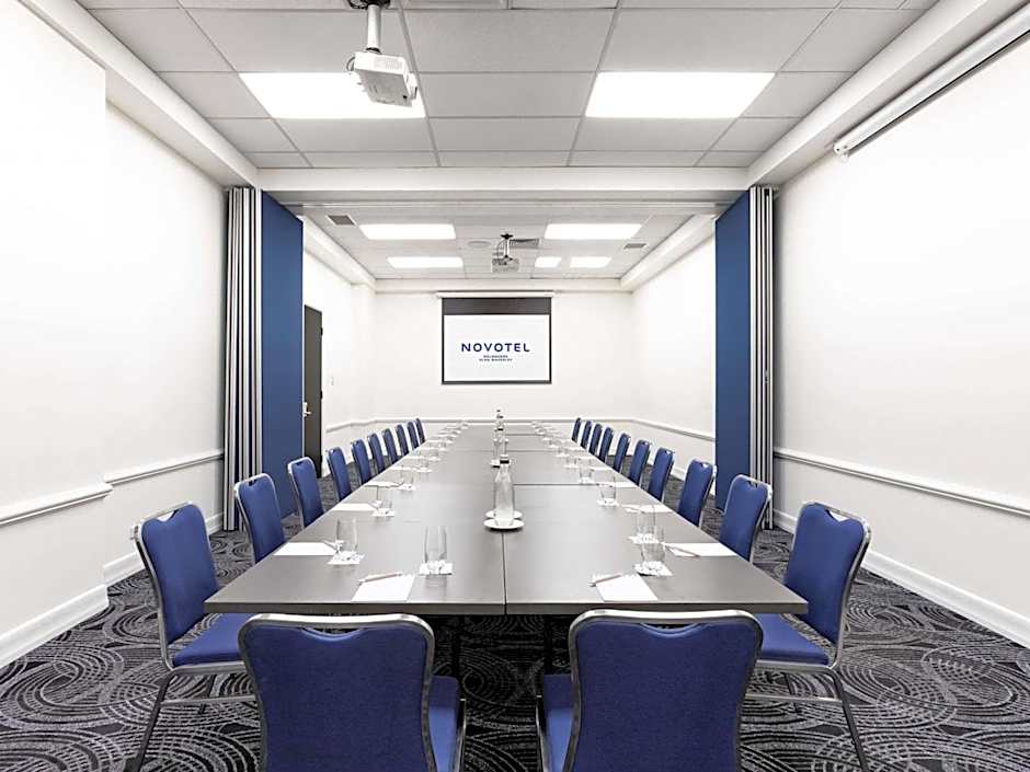 Novotel Melbourne Glen Waverley Hotel