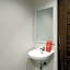 RedDoorz @ Losari Area 2 Makassar