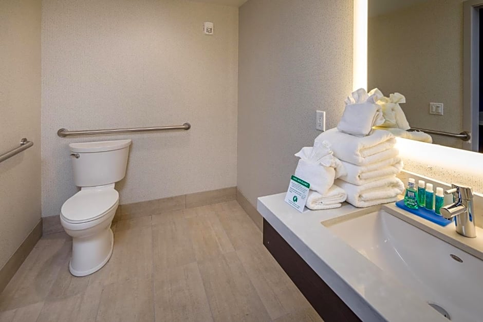 Holiday Inn Express Sunnyvale - Silicon Valley By IHG