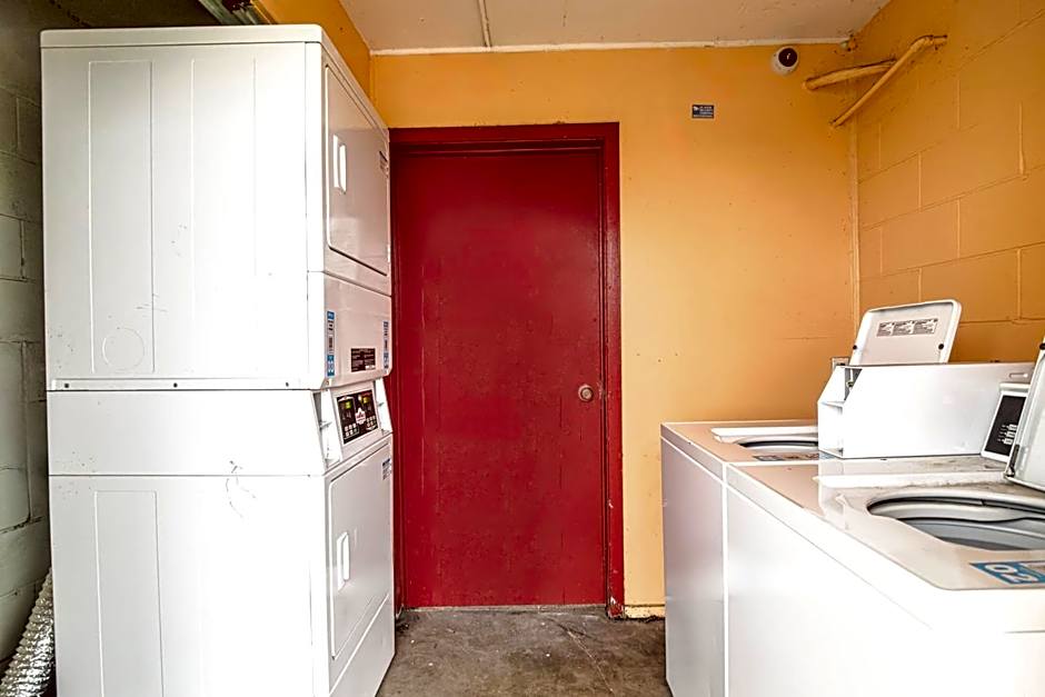 OYO Hotel Vienna I-75