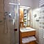 Logis Hotel des Lacs