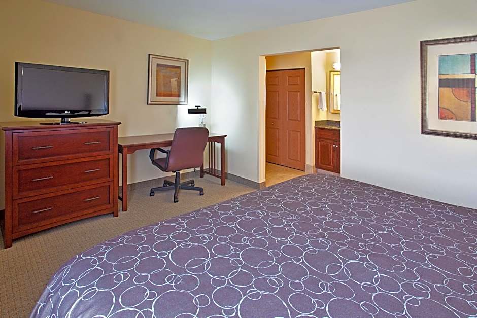 Staybridge Suites Elkhart North By IHG