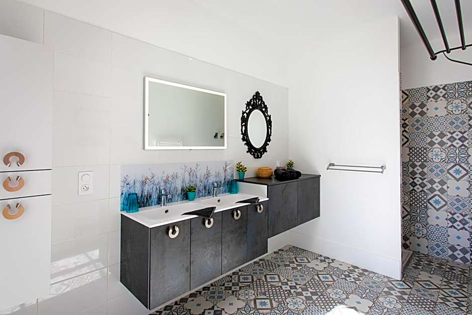 Le 49 Côté Parc & SPA