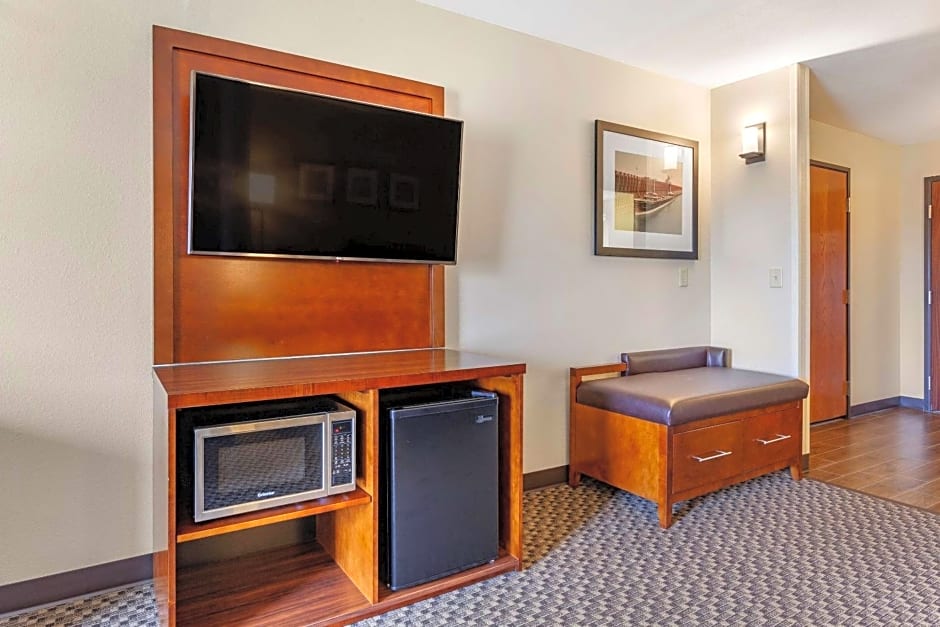 Comfort Suites Escanaba