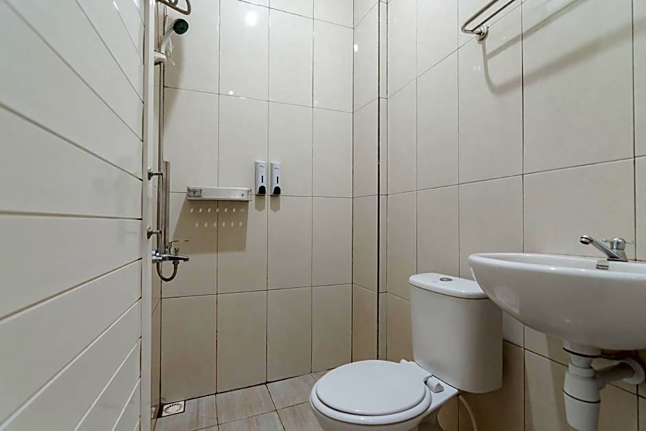 RedDoorz near Universitas Siliwangi Tasikmalaya