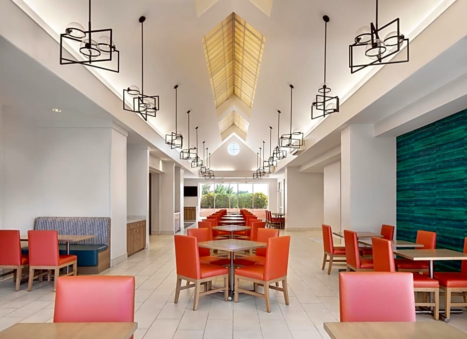 Embassy Suites by Hilton Tampa Airport Westshore