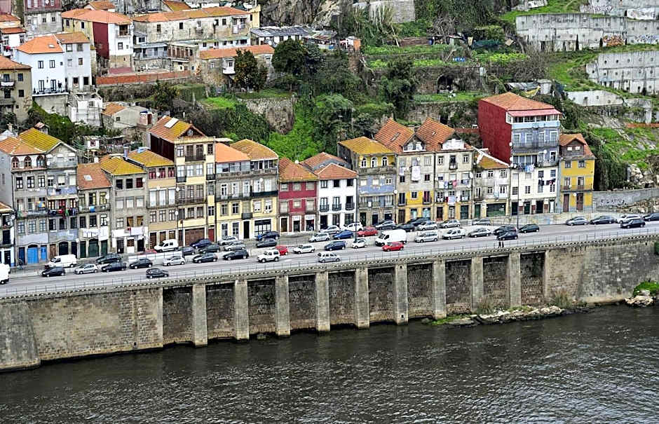 RVA - Gustave Eiffel Apartments