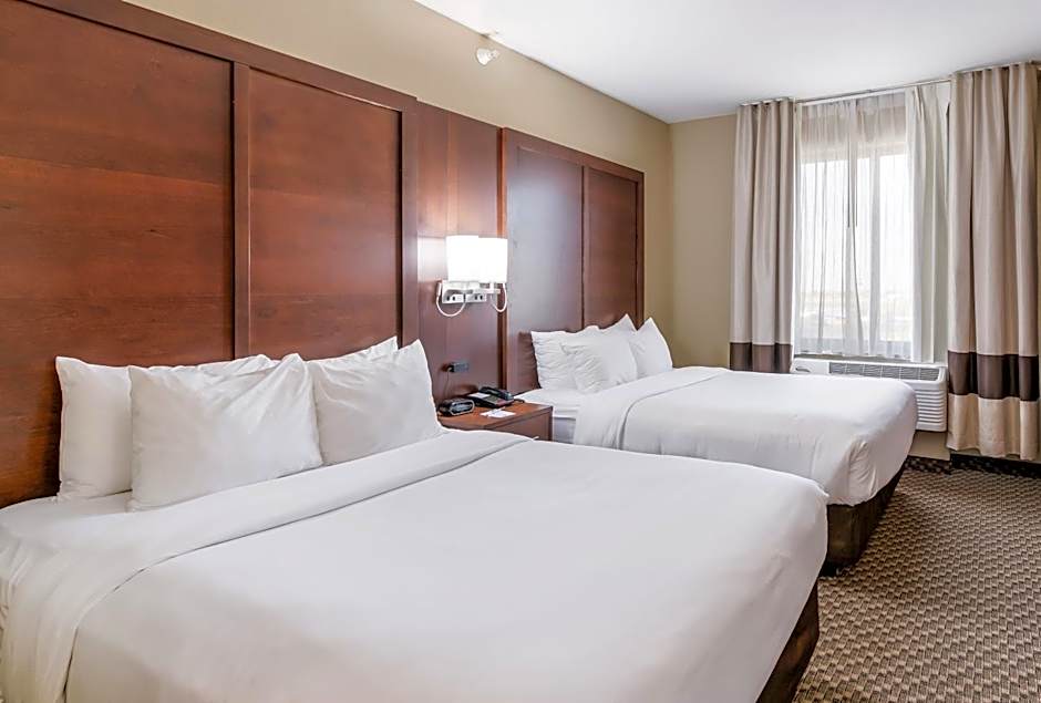 Comfort Suites