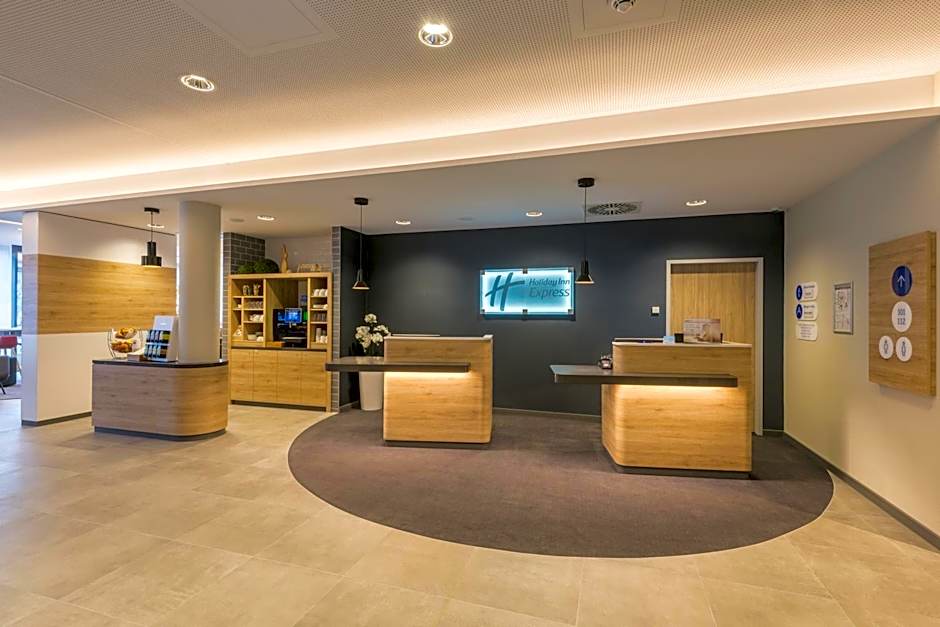 Holiday Inn Express Wuppertal Hauptbahnhof By IHG
