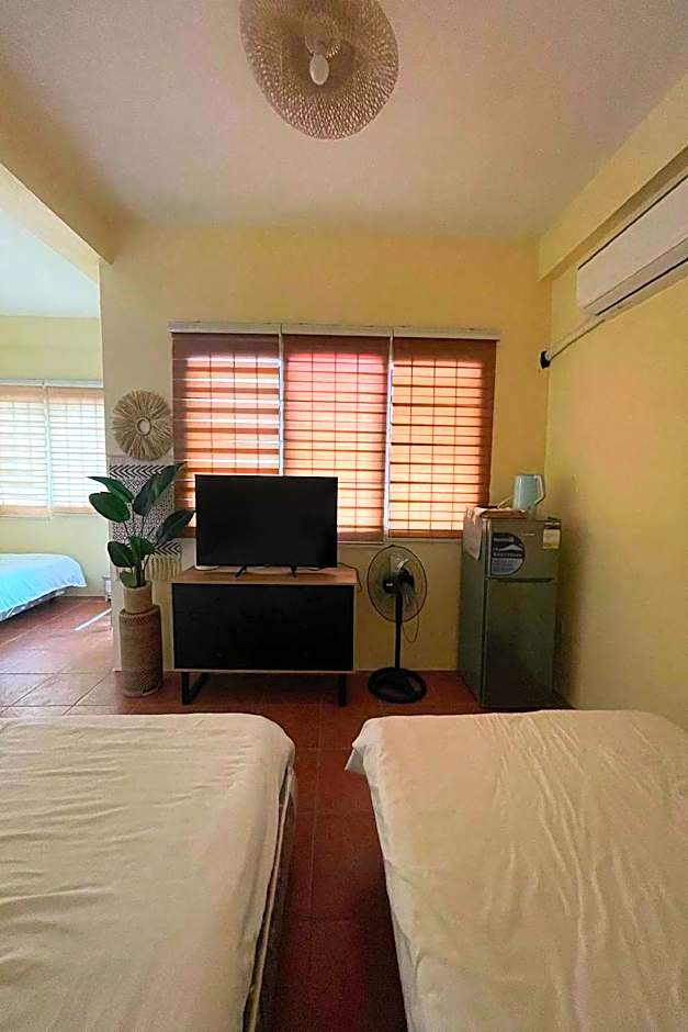 Surfside Hostel LU Surf Town