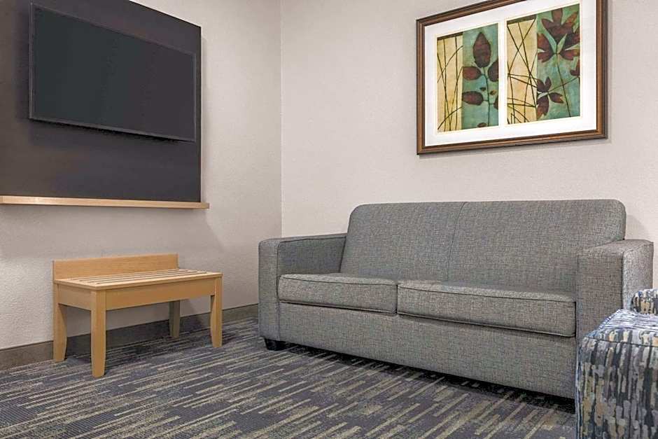 Country Inn & Suites by Radisson, Panama City Beach, FL